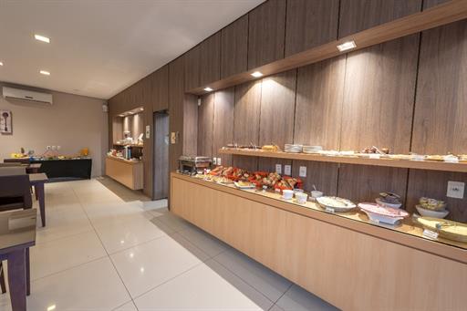 b- cafe da manha nova.jpg