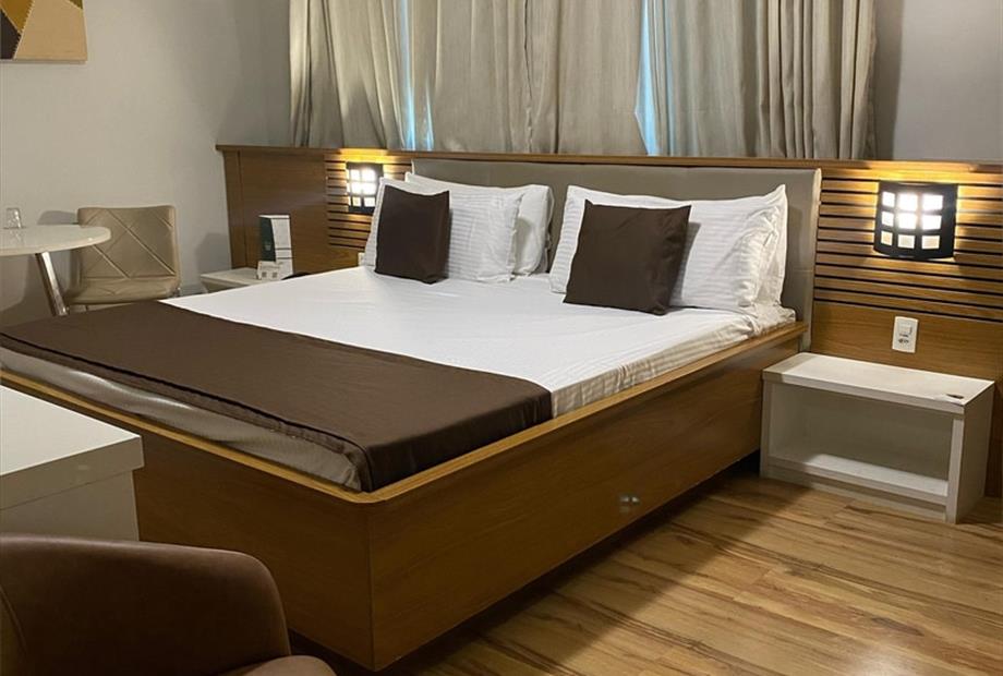 whatsapp image 2025-02-17 at 18.00.41.jpeg