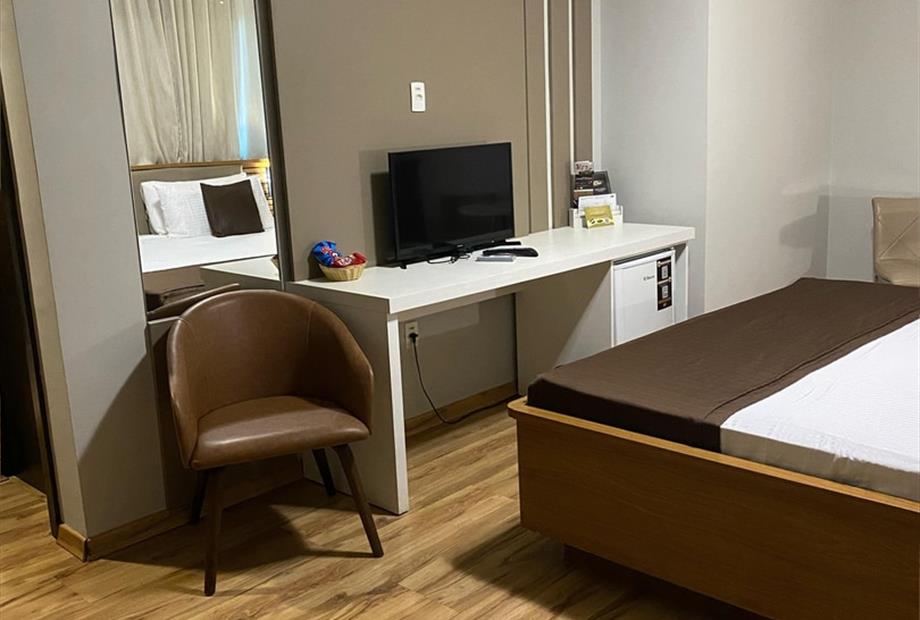 whatsapp image 2025-02-17 at 18.00.44.jpeg