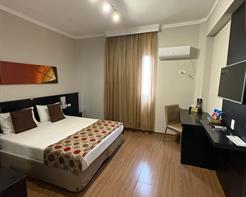 Superior A Casal Silencioso