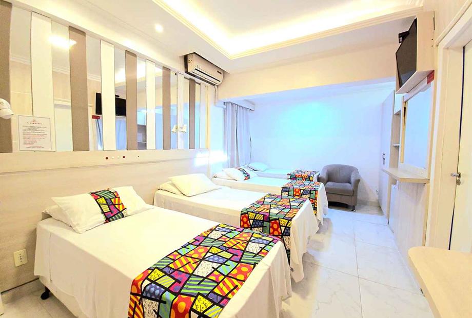 quádruplo 4 pessoas.jpg