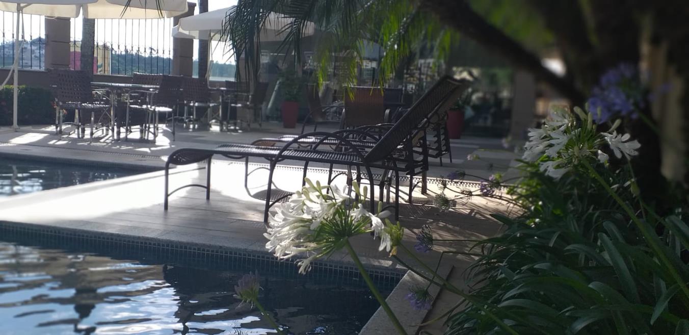 B- PISCINA.jpg