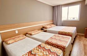Standard Quadruplo do Hotel Porto Salvador