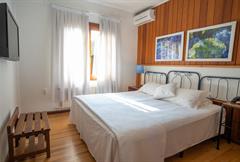 Chalé Conjugado (2 quartos)