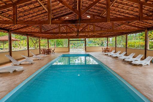 piscina aquecida.jpg