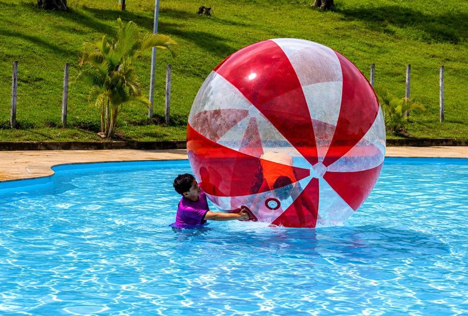 waterball.jpg