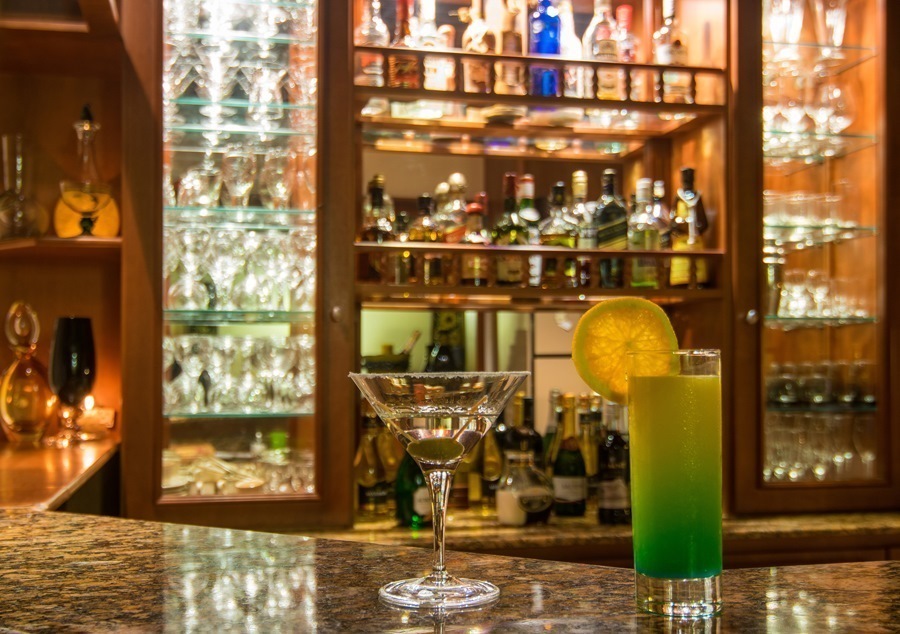 american bar Azaleia.jpg