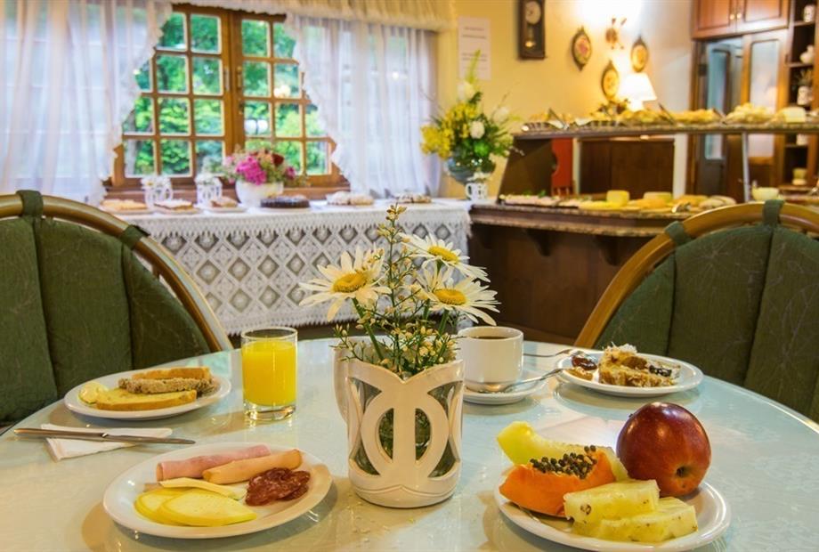 cafe da manha Azaleia (3).jpg