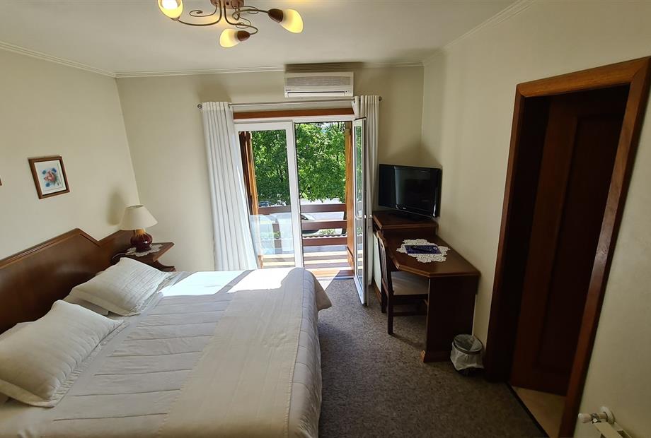 apto 16 - duplo com sacada  (2)-min.jpg