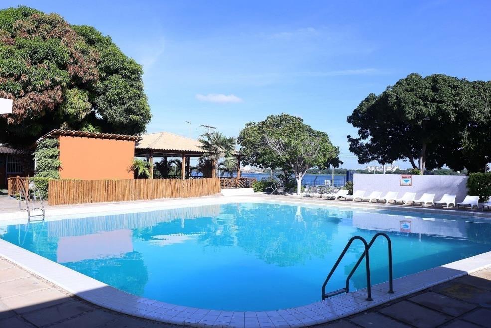 PISCINA.JPG