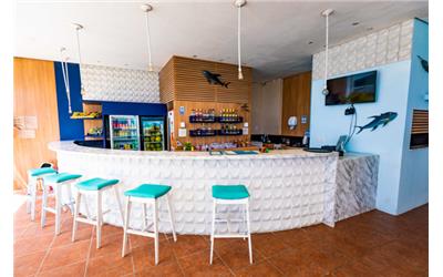 bar piscina