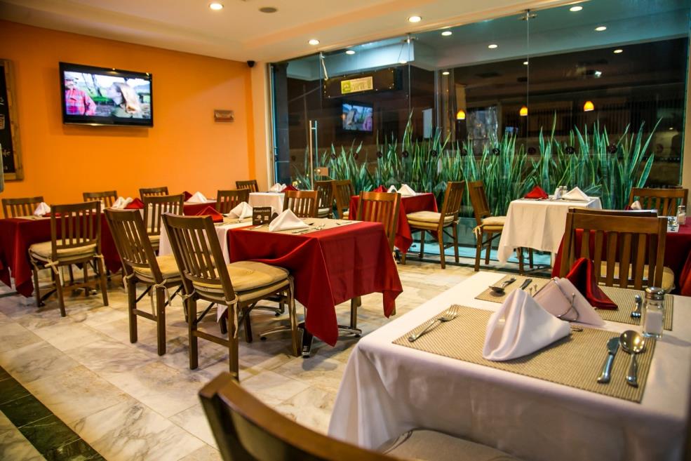 Restaurante 8-min.jpg