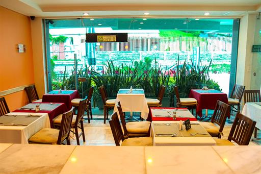 Restaurante 7-min.jpg