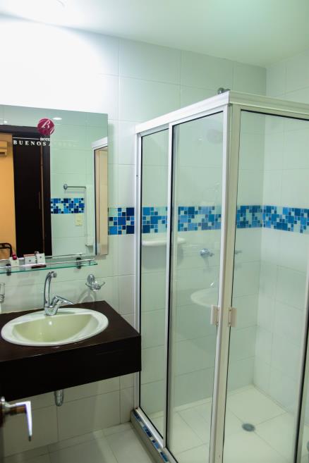 Baños 1-min.jpg