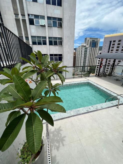 piscina 06.jpg