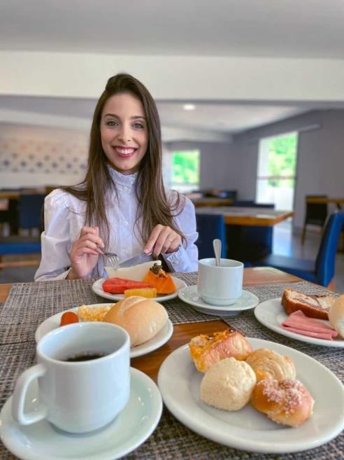 foto café da manha - de batevolta 2023.jpeg