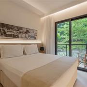 Quarto Luxo Varanda Casal