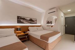 Quarto Luxo Casal Triplo