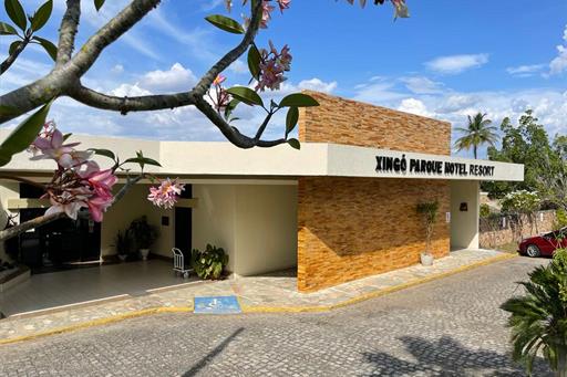 fachada frente 2.jpg