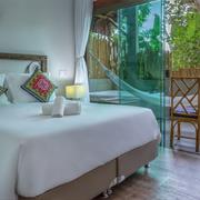 Luxo Duplo c/ hidromassagem externa