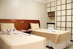 Quarto Twin Standard (2 Camas de Solteiro)