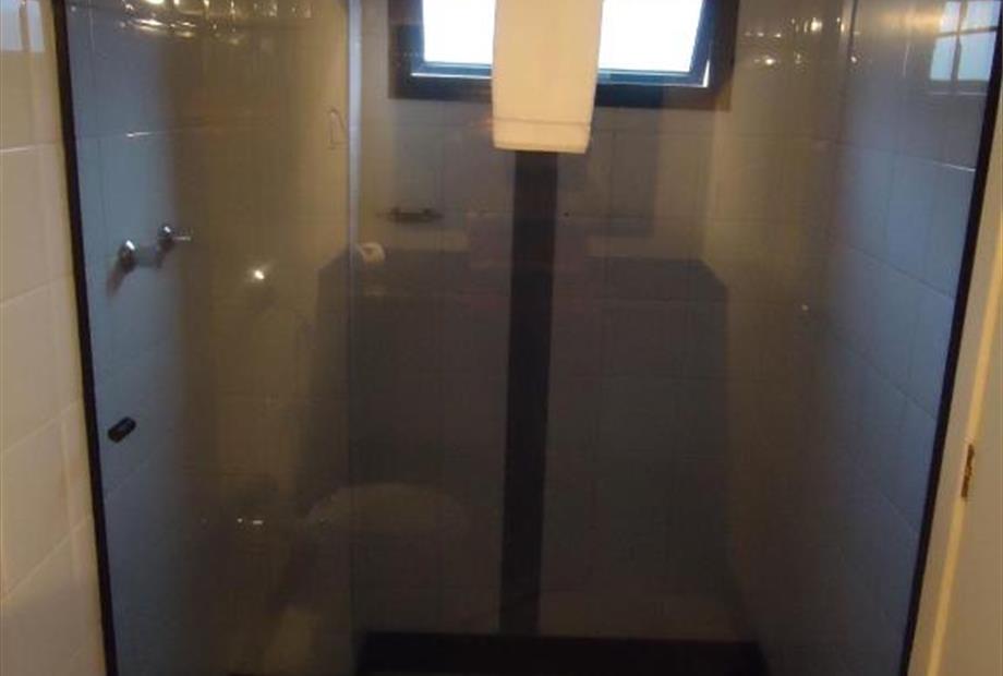 quarto casal superior(1 cama casal) 5.jpg