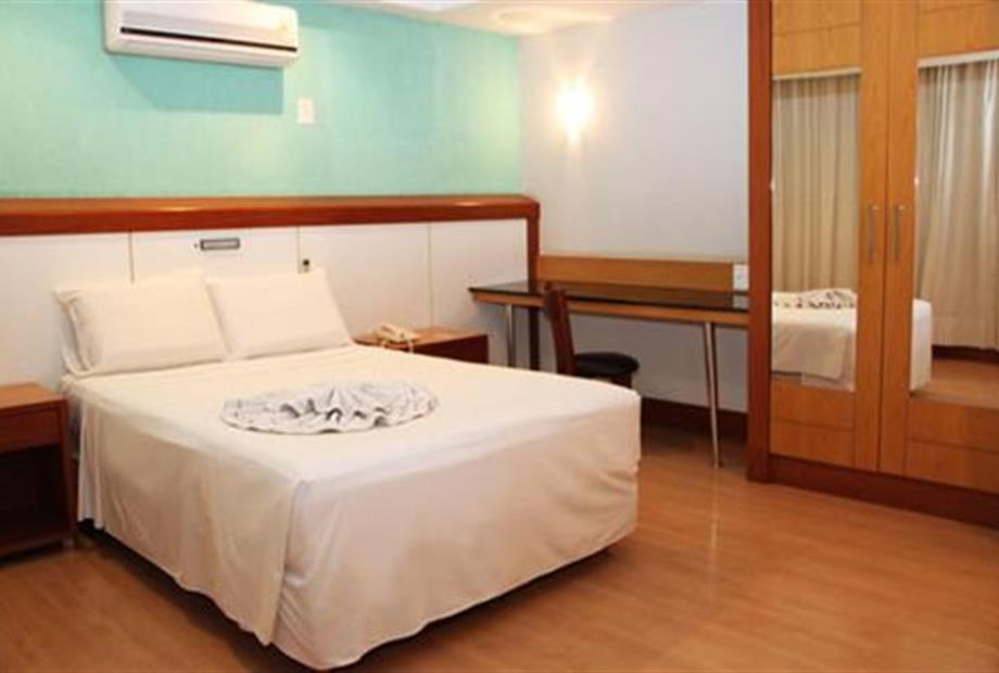 quarto casal frente mar, com varanda 3.jpg