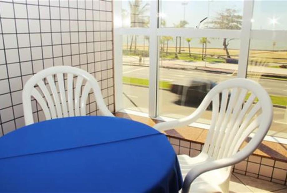 quarto casal frente mar, com varanda 8.jpg