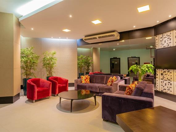 eventos-hall-002_optimized.jpg