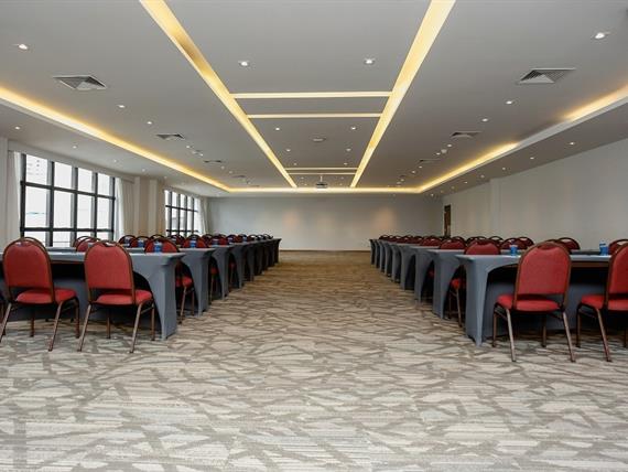 sala cristal - fundo.jpg