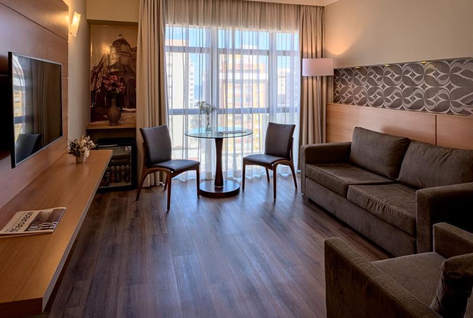 bstoc_2025_daniel_pinheiro_suíte_executiva (2).jpg