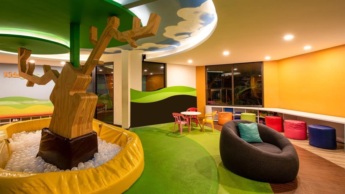 kids club002.jpg