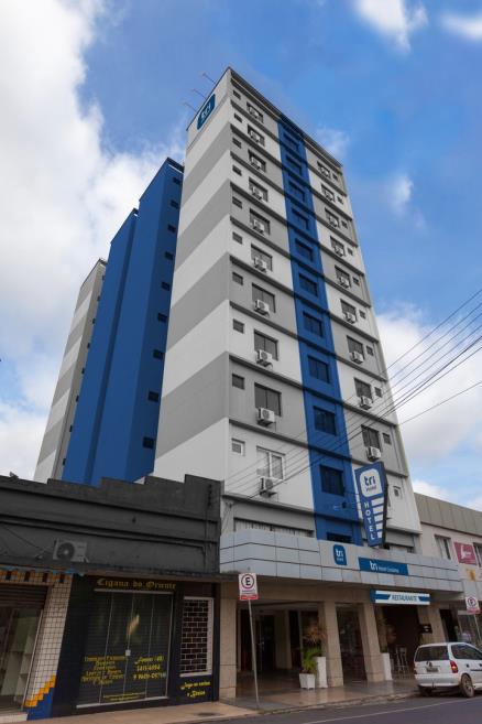 tri-criciuma-fachada-001.jpg