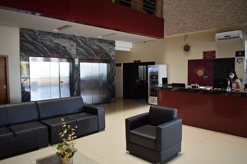 Lobby 06.jpg