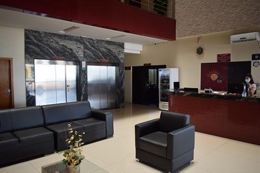 Lobby 05.jpg