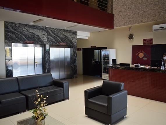 Lobby 06.jpg