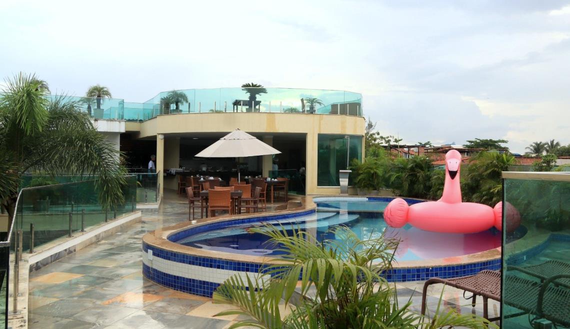 piscina 2.jpeg