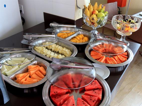 café da manhã - buffet frutas.jpeg