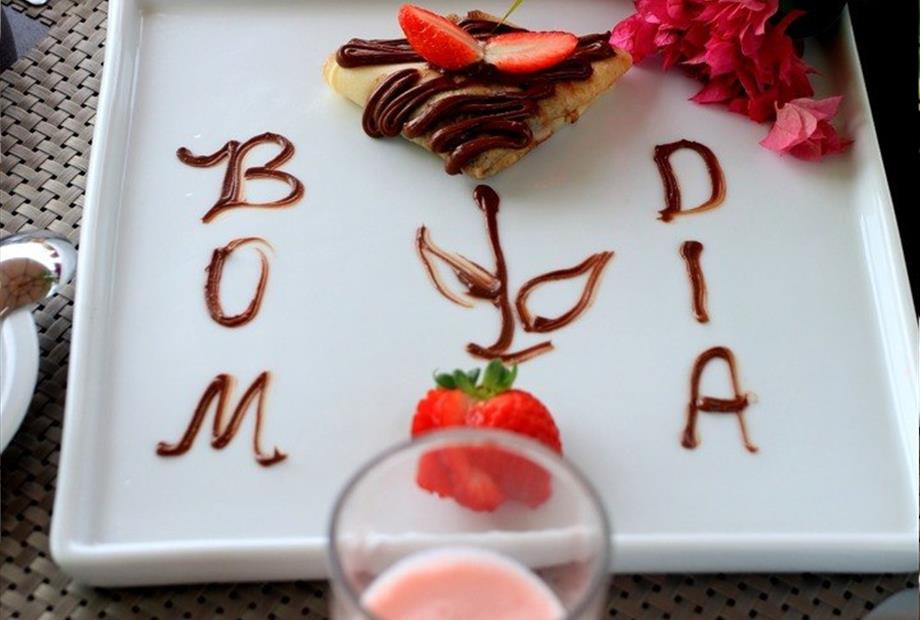 café da manhã - prato decorado.jpeg