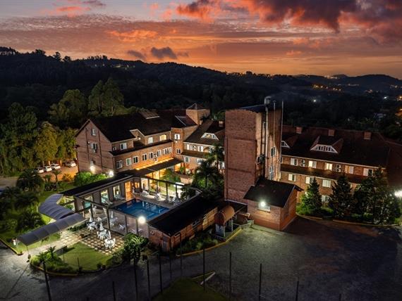 fundos 2 a noite.jpg