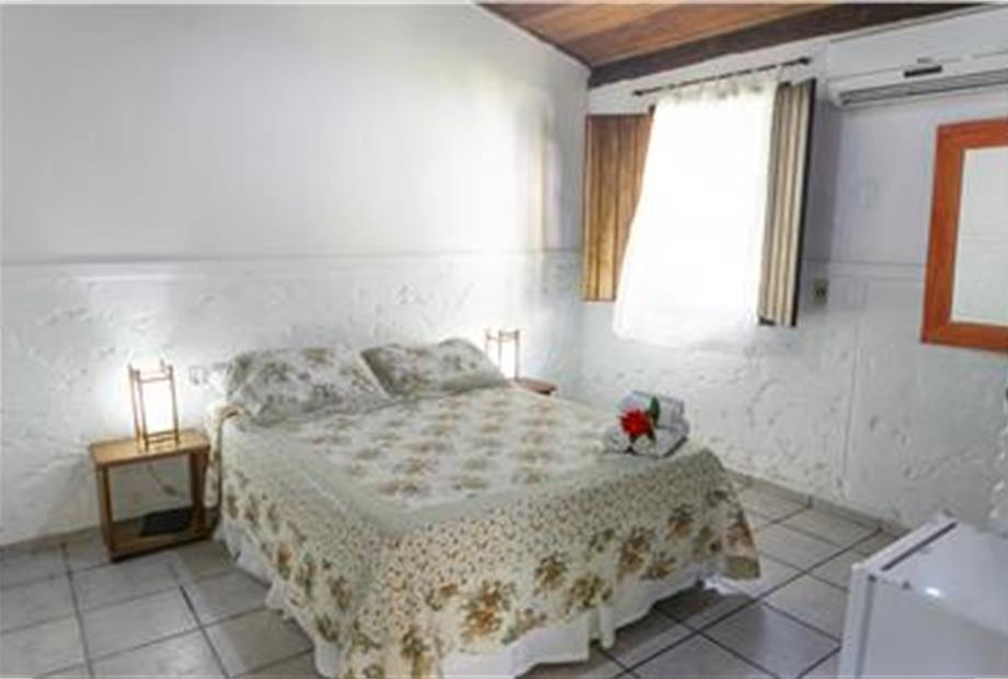 Apto Duplo ou casal Com varanda externa