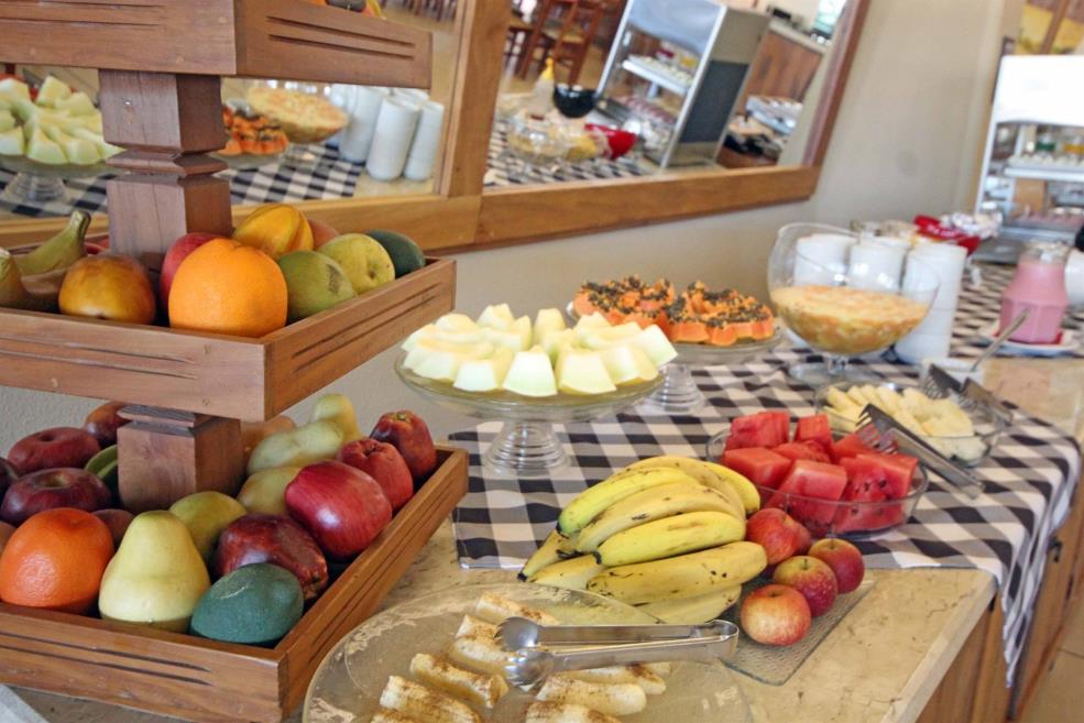 CAFE FRUTAS.jpg