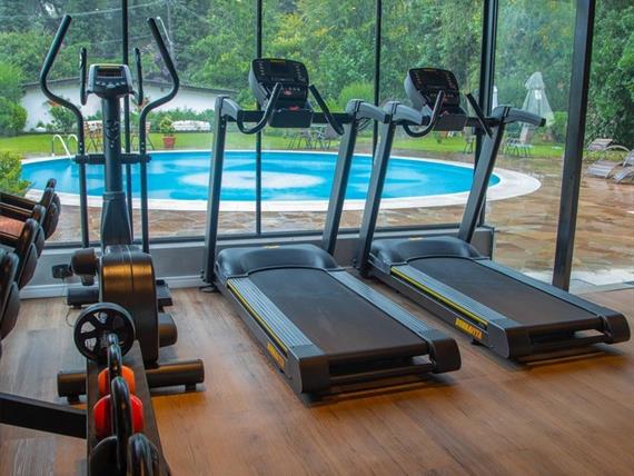 academia vertical_6653-min.jpg