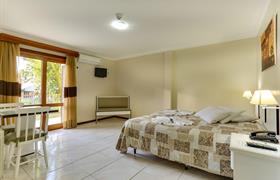 Quarto Duplo Luxo do Zermatt Hotel