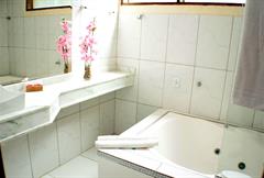 Quarto Superior Banheira