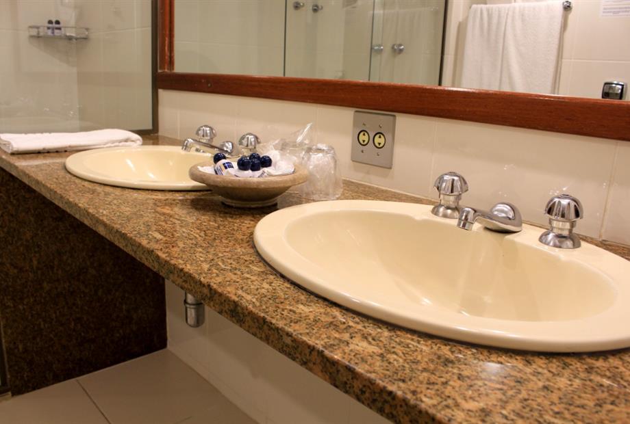 WhatsApp Image 2019-06-07 at 11.04.04 (2).jpeg