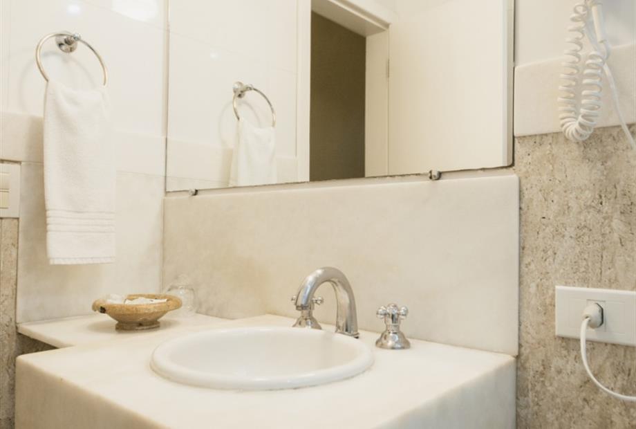 WhatsApp Image 2019-07-05 at 16.11.28 (2).jpeg