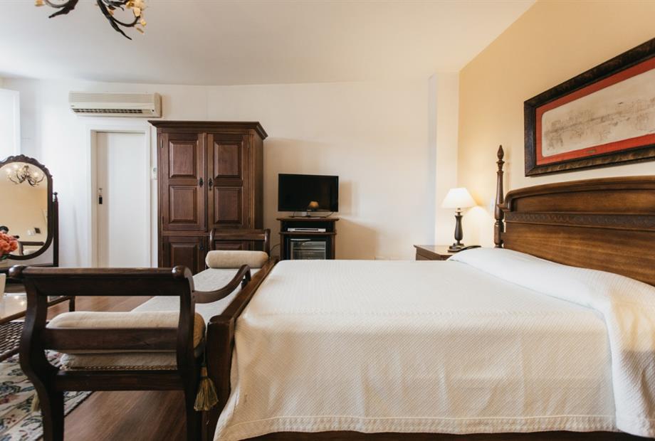 WhatsApp Image 2019-07-05 at 16.16.53 (1).jpeg