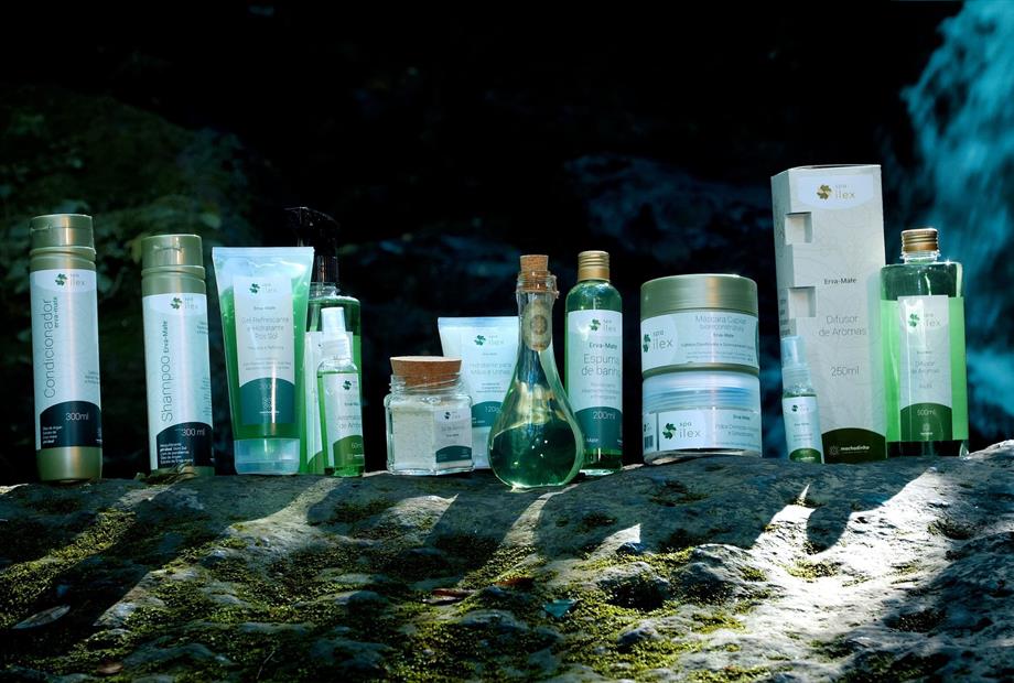 base 02.00_01_08_16.still013 (1).jpg