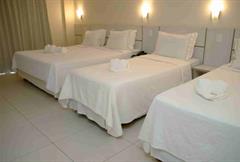 LUXO CASAL + 02 SOLTEIRO COM SACADA